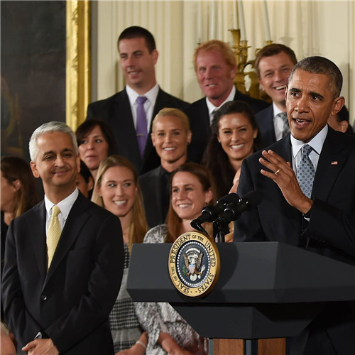 美国足协主席古拉蒂:印度移民的美国足球梦_国