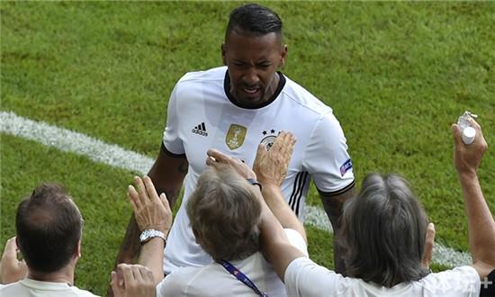 1470009517736010960.jpg jerome-boateng-cropped_1wcs4fw25wfqq193vvxc0ph6r6_副本.jpg