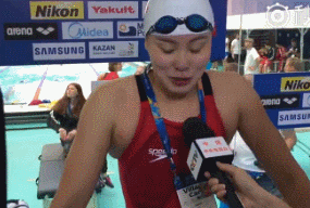 傅园慧:我是个哲学家.