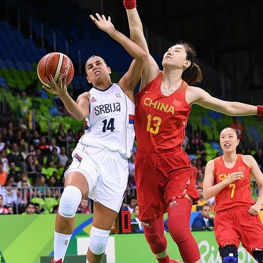中国女篮单节输17分负塞尔维亚 无缘小组出线