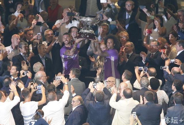 1471401595337001919.jpg 1471381972_798457_1471387820_album_grande.jpg