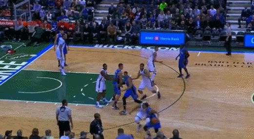 1473740674324098111.gif GIF5.gif