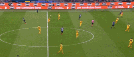 1佩里西奇快速开出界外球,伊卡尔迪跟上左脚抽射破门.国米1-0