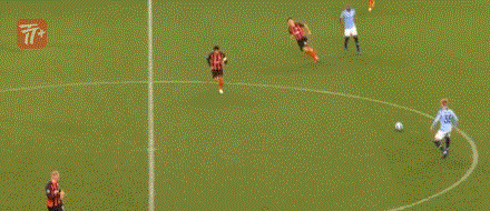 48 津琴科直传,斯特林转身摆脱夹防,禁区边缘弧线球入右上角,3比0.