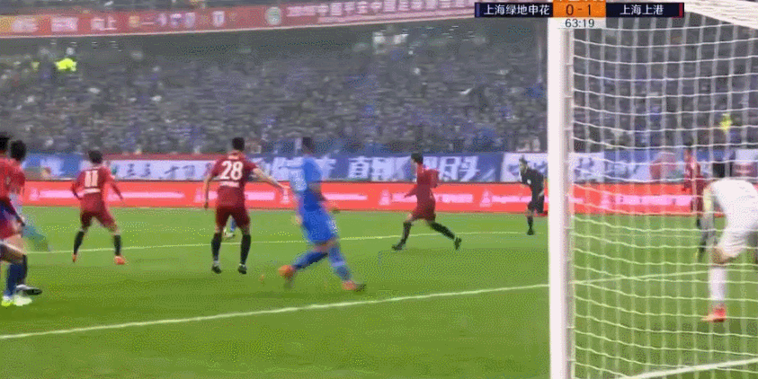 【gif】申花0比4上港 上港多点开花 柏佳骏直红下场