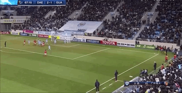 19-曾诚,4-布朗宁,5-张琳芃,35-李学鹏,23-朴志洙,8-保利尼奥,13-何超