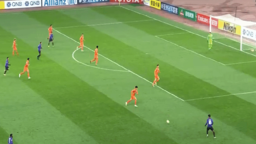 鲁能主场2比0领先!