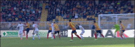 意甲第九轮 莱切1-1尤文图斯 56曼科苏/50迪巴拉 50皮亚尼奇禁区