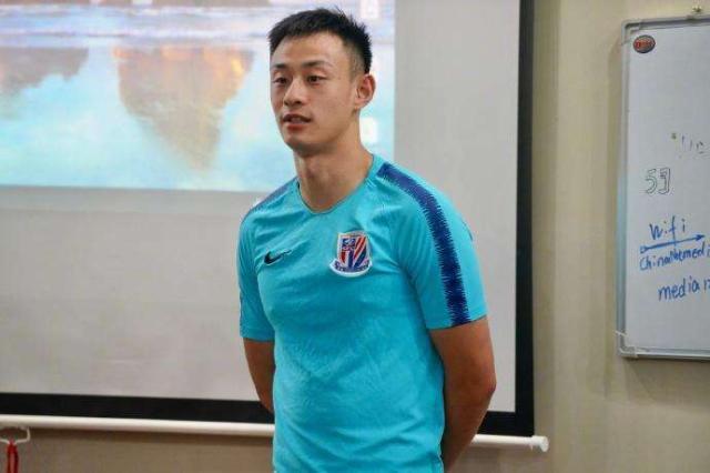朱辰杰爆料申花趣事:彭欣力是歌王 张璐衣品最好