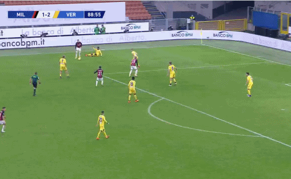 【意甲】伊布绝平!ac米兰开场0比2 最终2比2维罗纳