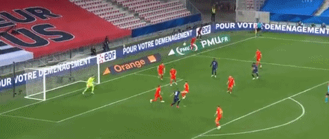 【早报】本泽马:出走半生,归来仍在背锅.