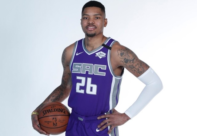 贝兹莫尔:我很愿意长期留在国王