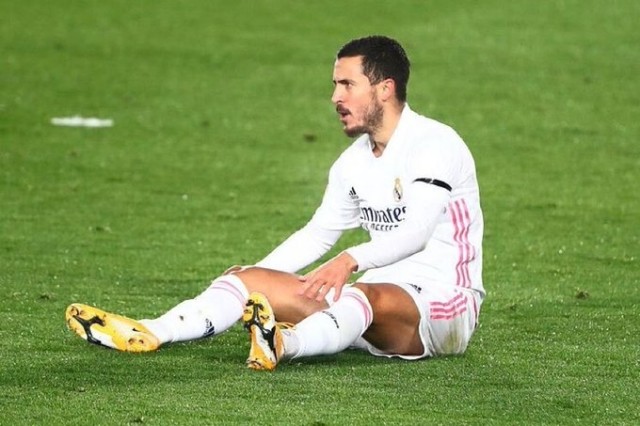 队医阿扎尔肌肉结构或出了问题