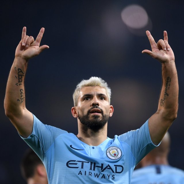 瓜迪奥拉很难给阿圭罗出场机会