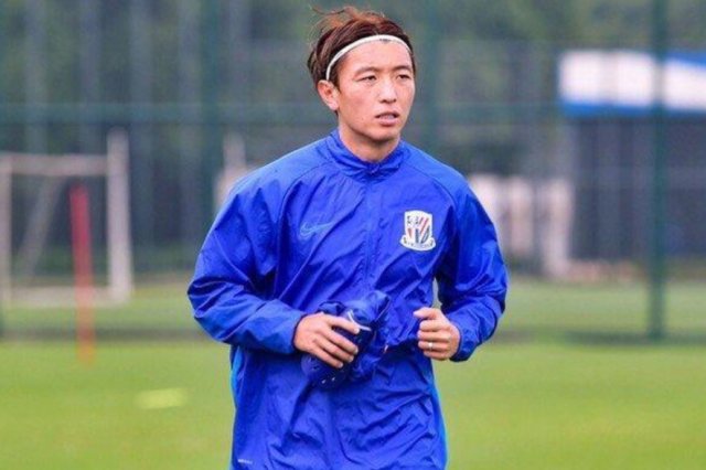 杨旭破门申花热身赛2比0胜昆山fc