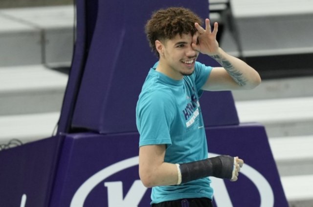 随队记者三球将在两周内复出