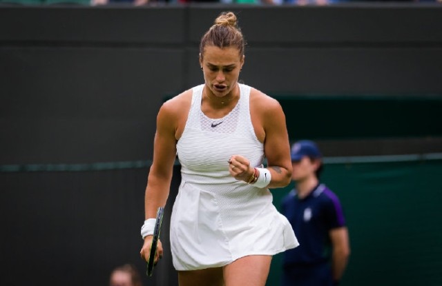 女单首轮,2号种子萨巴伦卡以6比1,6比4击败资格