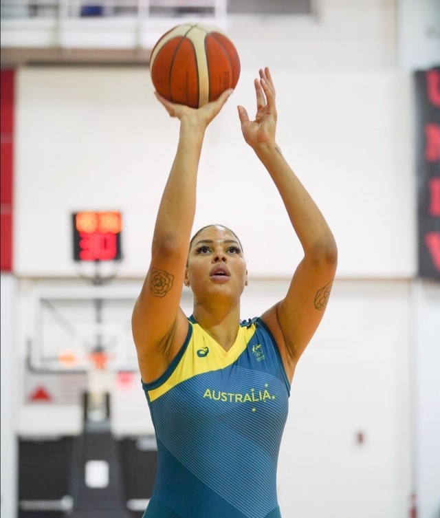 称:我们祝坎贝奇一切好运,将继续和澳大利亚女篮姑娘们备战即将到来的