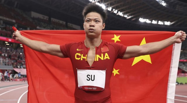 苏炳添成为闭幕式中国代表团旗手