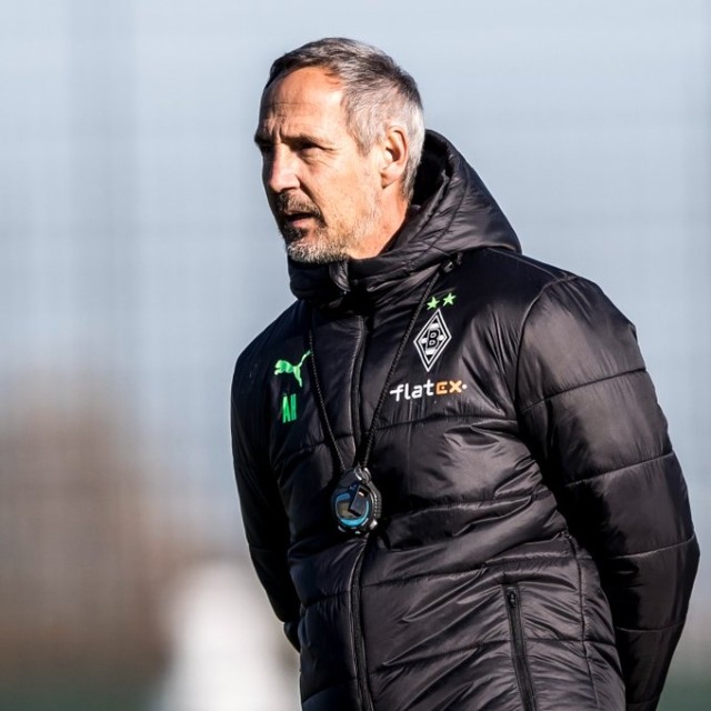 门兴主帅许特尔新冠检测呈阳性