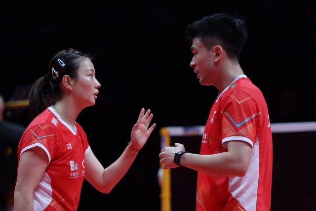郑思维黄雅琼羽联总决赛取开门红