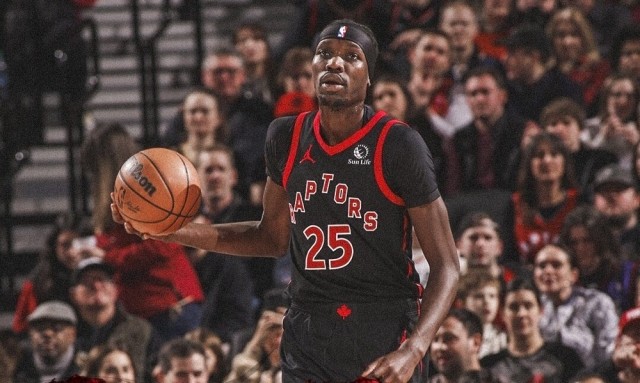 猛龙球员布歇右膝受重伤