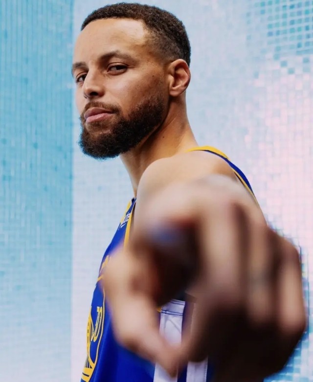 库里迎来36岁生日nba官推祝福