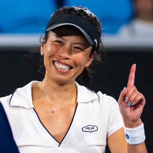 谢淑薇重回女双世界第一