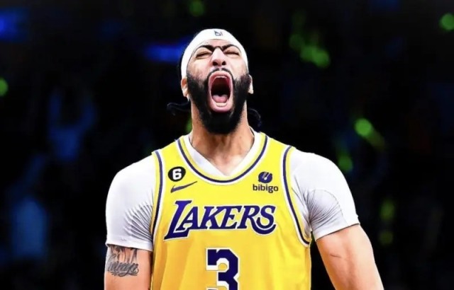 戴维斯出战52分钟生涯最多