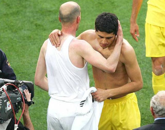 zidane-riquelme_副本.jpg