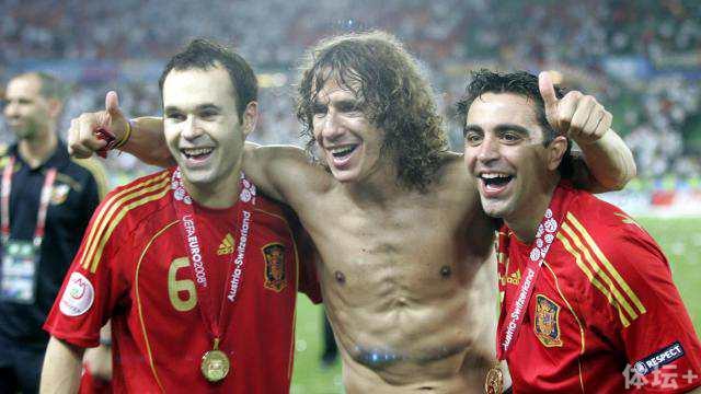 xavi-iniesta_副本.jpg