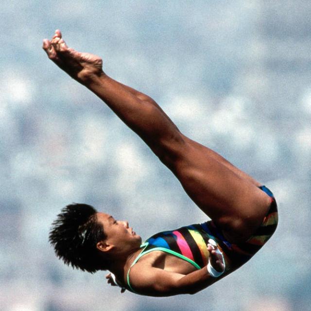 13岁伏明霞巴塞罗那夺冠 成为英记者最美奥运回忆