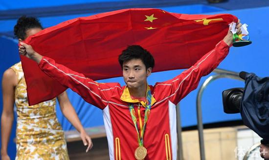 直播预告:三胞胎pk骆赢骆羽 曹缘分享冠军故事