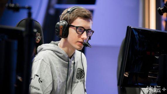 丹麦上单:wunder,wickd打野:trashy,svenskeren中单:bjergsen,jensen
