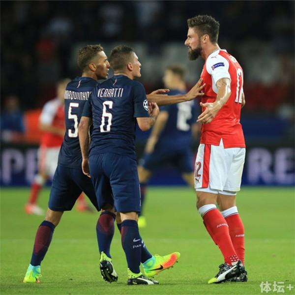 Giroud3.jpg