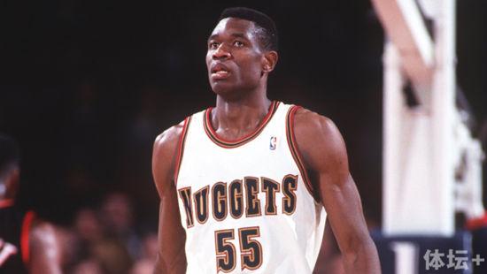 选中,他在这里度过了5个赛季,并从一名新秀渐渐成长为联盟的顶级球星