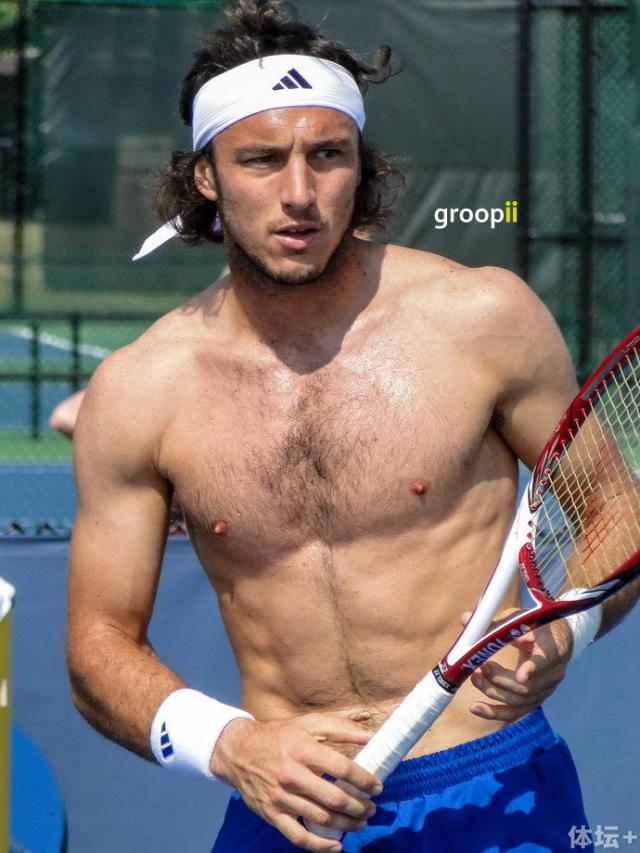 iiJuanMonaco_Shirtless_CincinnatiOpen2011_002.jpg