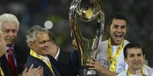 把冠军让给沙佩科人的三冠教头 他竟被fifa忽略了