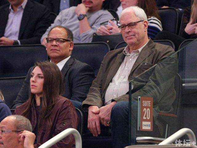 cropped_2017-02-09T022400Z_756556540_NOCID_RTRMADP_3_NBA-LOS-ANGELES-CLIPPERS-AT-NEW-YORK-KNICKS.jpg