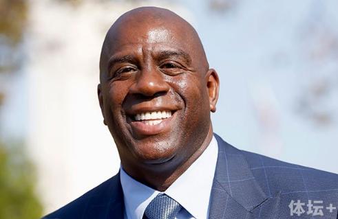 魔术师约翰逊:老巴斯想让珍妮和我来掌管湖人