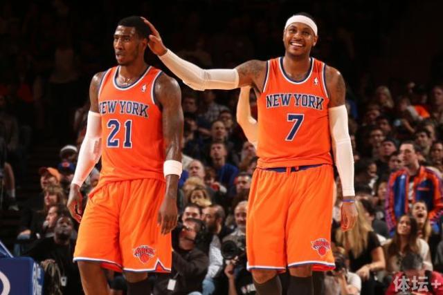 hi-res-450120113-teammates-iman-shumpert-of-the-new-york-knicks-and_crop_exact.jpg