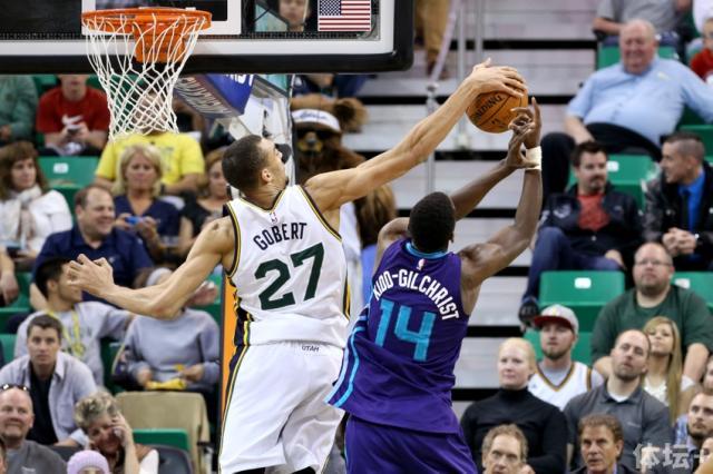 rudy-gobert-michael-kidd-gilchrist-nba-charlotte-hornets-utah-jazz.jpg