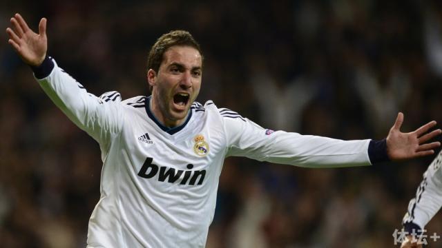 higuain-real.jpg