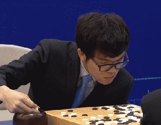 1举棋不定.gif