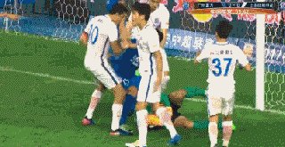 1劝架.gif