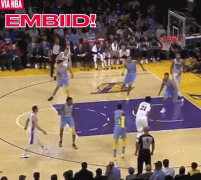 1512366667864070645.gif