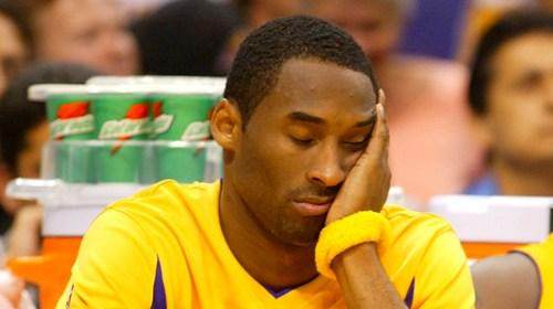kobe-bryant-sleeping.jpg