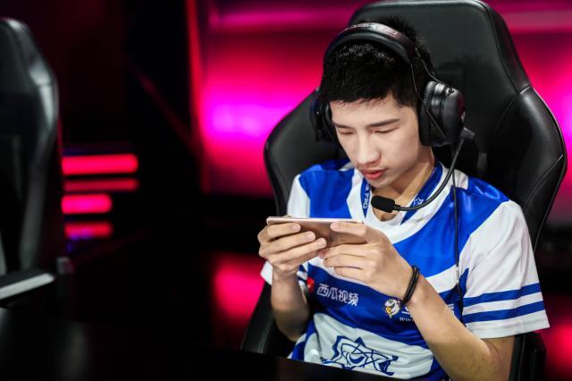 最佳下路:estarpro.橘子