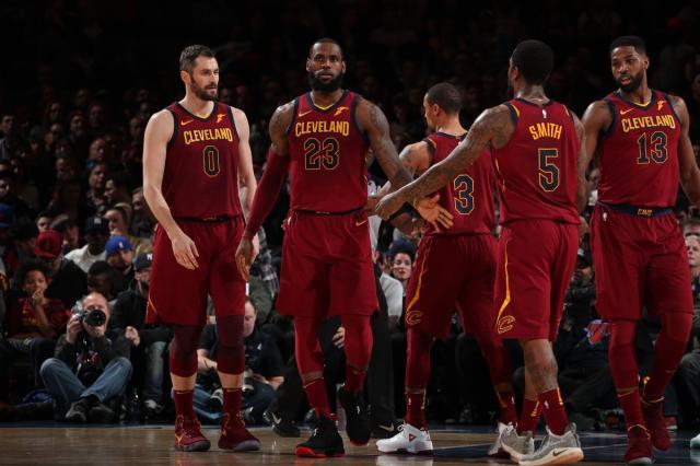 本场比赛结束过后,常规赛还剩下最后一场比赛,骑士队的主力阵容也逐渐