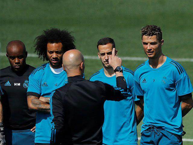 Zidane-Real-Madrid-240517_副本.jpg
